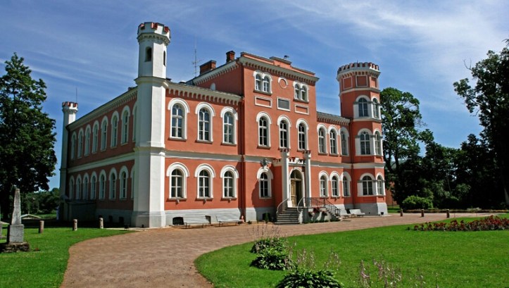 Birinu-pils5-17ju07-1.jpg image