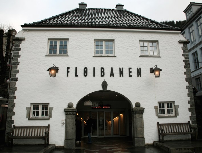 Fløibanestasjonen.jpg