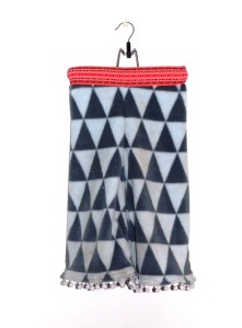 246-fleecebyxor-med-bollar-red